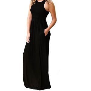 *25% OFF BUNDLE!* 
Black Racerback Maxi Dress